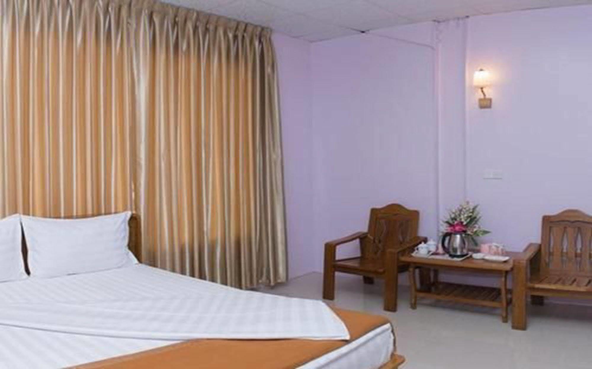 Aung Tha Pyay Hotel 3 Янгон Экстерьер фото